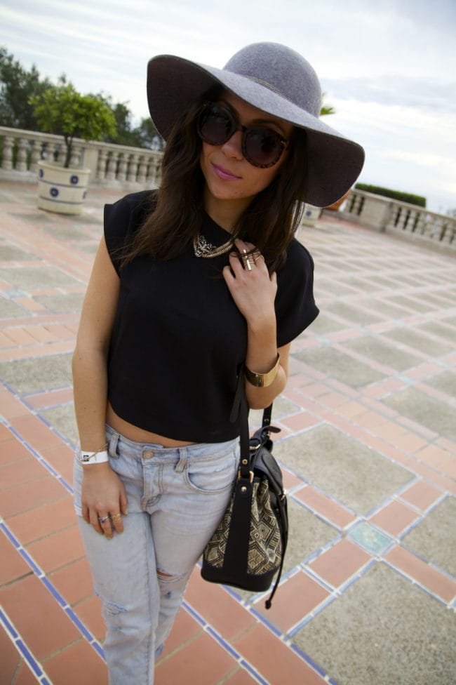 Blogger Nihan posing and showing her outfit while visiting Hearst Castle