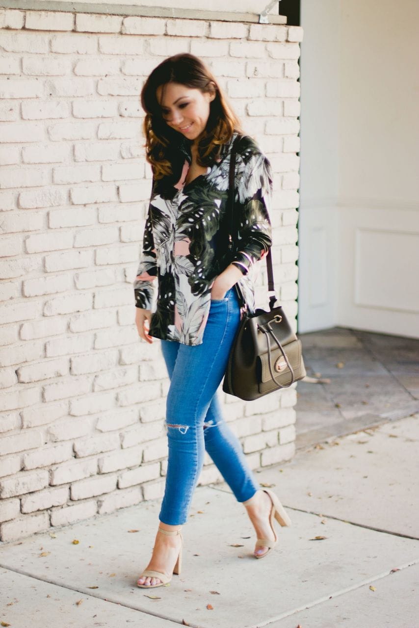 Style blogger Topshop floral print oversize shirt and blue ripped jeans
