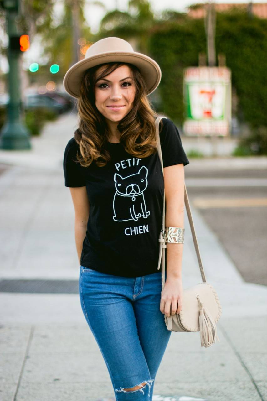 Style fashion blogger brunette San Diego - denim and nude