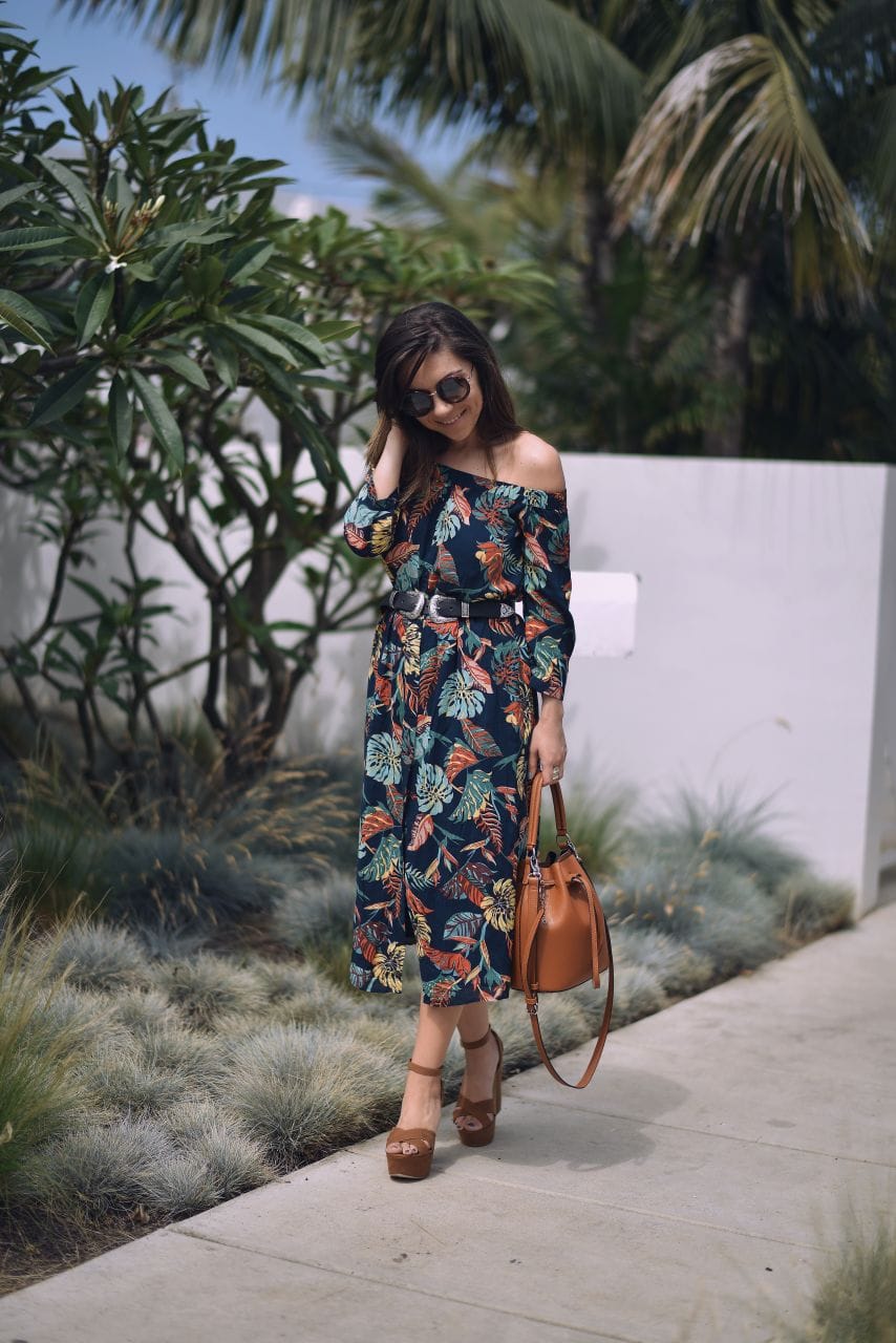 Off the shoulder maxi dress and western belt - Style with Nihan