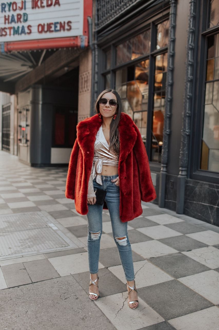 Red fur hot sale jacket outfit