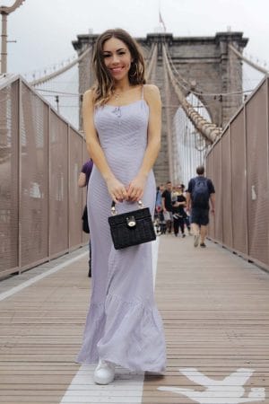Why_maxi_dresses_are_goto_for_travelling_reformation_maxi_dress_New_York_Brooklyn_Bridge