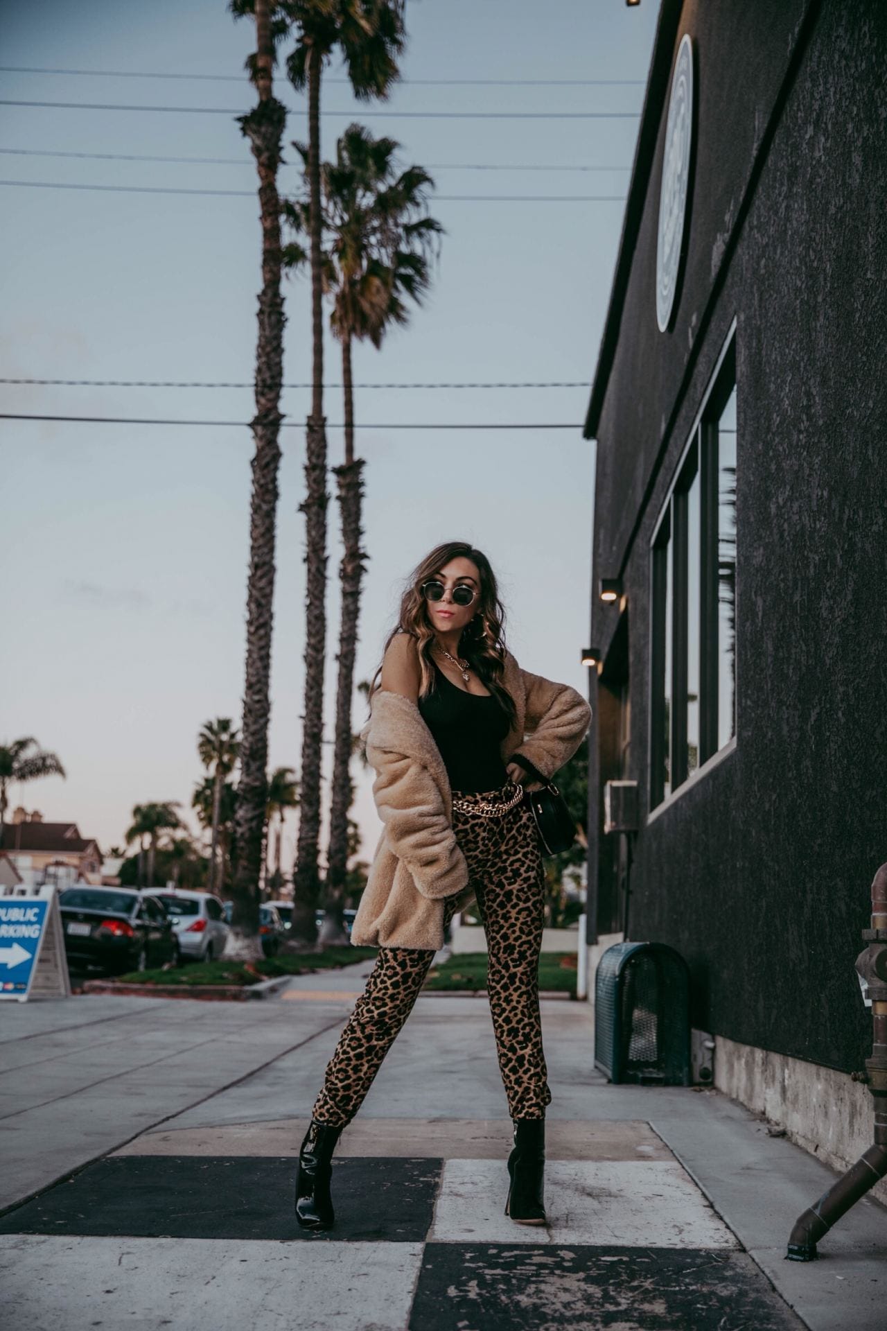 HOW TO STYLE LEOPARD PRINT TROUSERS FROM WINTER TO SPRING Style with Nihan